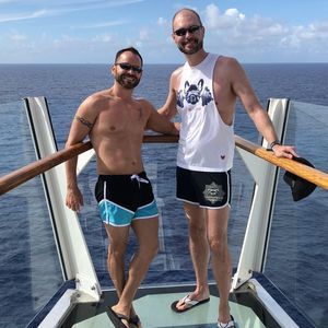 Meet your Posher, Carlton